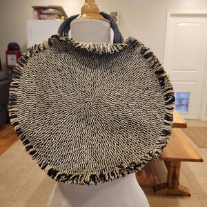 👜EUC~ZARA BASIC COLLECTION  ROUND TOTE